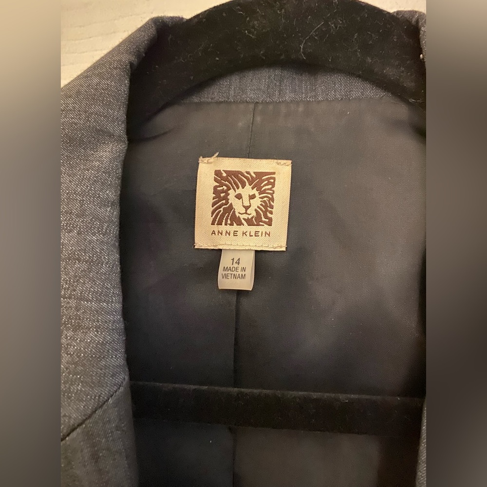 Anne Klein Jacket - Picture 7 of 8